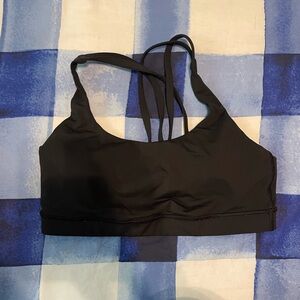 like new black lululemon energy bra size 8